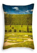 Load image into Gallery viewer, Hampton Court 'The Privy Garden - Throw Pillow
