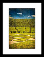 Load image into Gallery viewer, Hampton Court 'The Privy Garden - Framed Print

