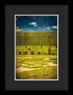 Load image into Gallery viewer, Hampton Court 'The Privy Garden - Framed Print
