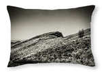 Load image into Gallery viewer, Scottish Peaks - Throw Pillow
