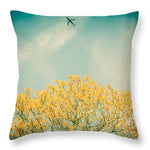 Load image into Gallery viewer, Flying High - Throw Pillow
