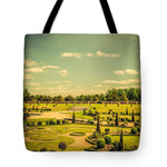 Load image into Gallery viewer, Hampton Court Palace Gardens - The Knot Garden - Tote Bag
