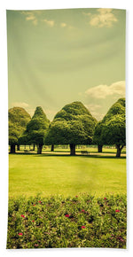 Load image into Gallery viewer, Hampton Court Palace Gardens Summer Colours - Beach Towel
