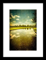 Load image into Gallery viewer, Hampton Court The Great Fountain Garden Curved Canal - Framed Print
