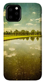 Load image into Gallery viewer, Hampton Court The Great Fountain Garden Curved Canal - Phone Case
