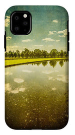Load image into Gallery viewer, Hampton Court The Great Fountain Garden Curved Canal - Phone Case
