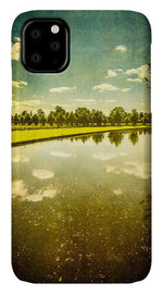 Load image into Gallery viewer, Hampton Court The Great Fountain Garden Curved Canal - Phone Case
