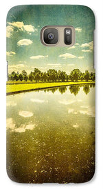 Load image into Gallery viewer, Hampton Court The Great Fountain Garden Curved Canal - Phone Case
