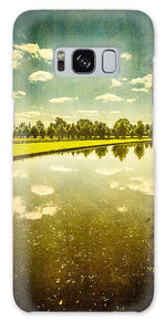 Load image into Gallery viewer, Hampton Court The Great Fountain Garden Curved Canal - Phone Case
