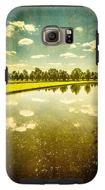 Load image into Gallery viewer, Hampton Court The Great Fountain Garden Curved Canal - Phone Case
