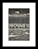 Load image into Gallery viewer, Hampton Court The Privy Garden BW - Framed Print
