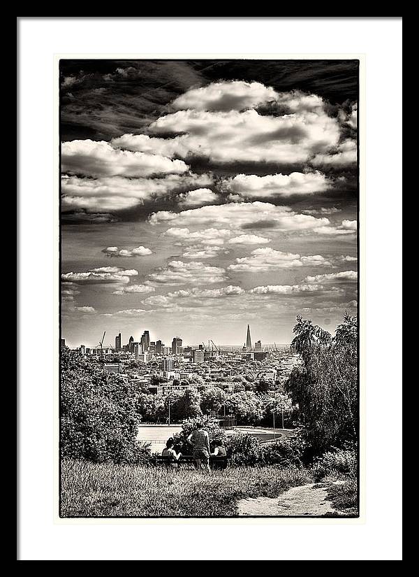 London Views and Green Spaces - Framed Print