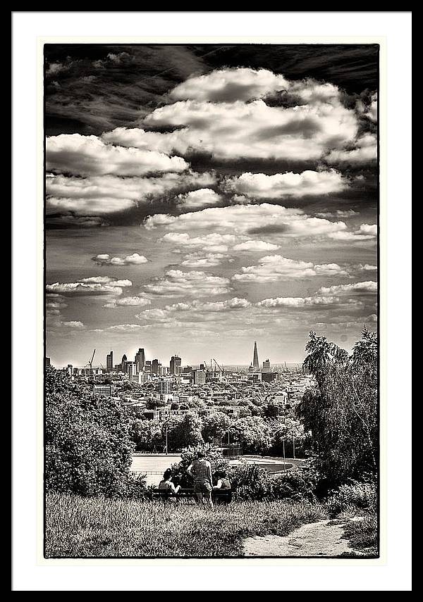 London Views and Green Spaces - Framed Print