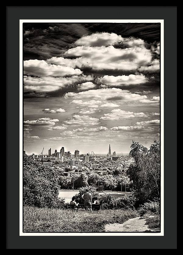 London Views and Green Spaces - Framed Print