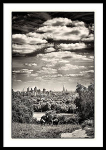 London Views and Green Spaces - Framed Print