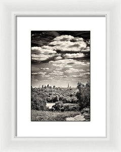 London Views and Green Spaces - Framed Print