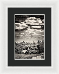 London Views and Green Spaces - Framed Print