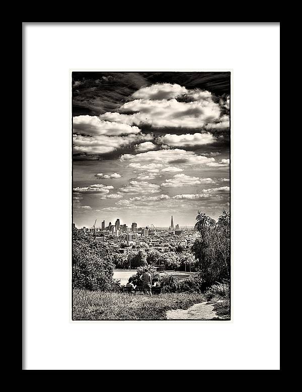 London Views and Green Spaces - Framed Print