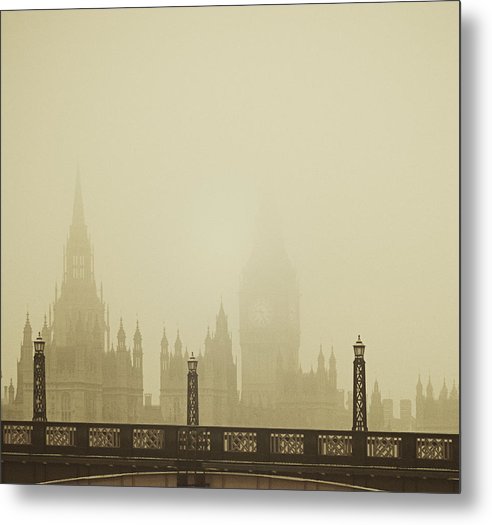 Misty London skyline - Metal Print