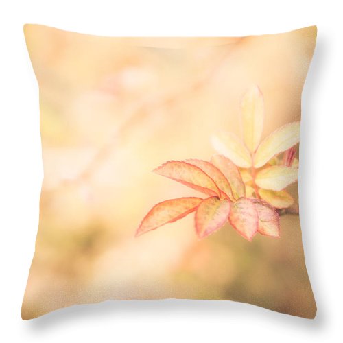 Plant frills 2 - Throw Pillow