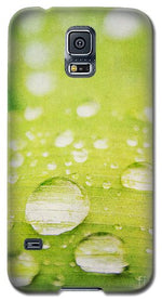 Load image into Gallery viewer, Raindrops on Leaf - Phone Case
