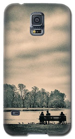 Load image into Gallery viewer, Resting in Hyde Park - Phone Case
