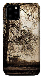 Load image into Gallery viewer, Step up to the little house - Phone Case
