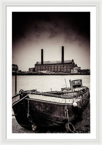 walking along the Thames - Framed Print