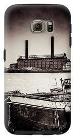 Load image into Gallery viewer, walking along the Thames - Phone Case
