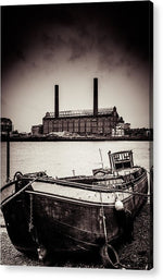Load image into Gallery viewer, walking along the Thames - Acrylic Print
