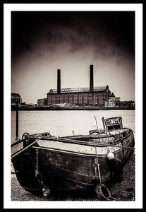 walking along the Thames - Framed Print