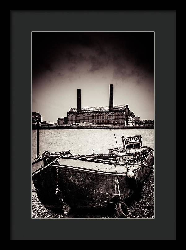 walking along the Thames - Framed Print