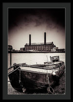 Load image into Gallery viewer, walking along the Thames - Framed Print
