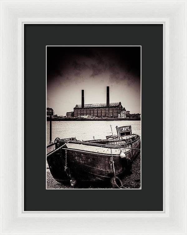 walking along the Thames - Framed Print